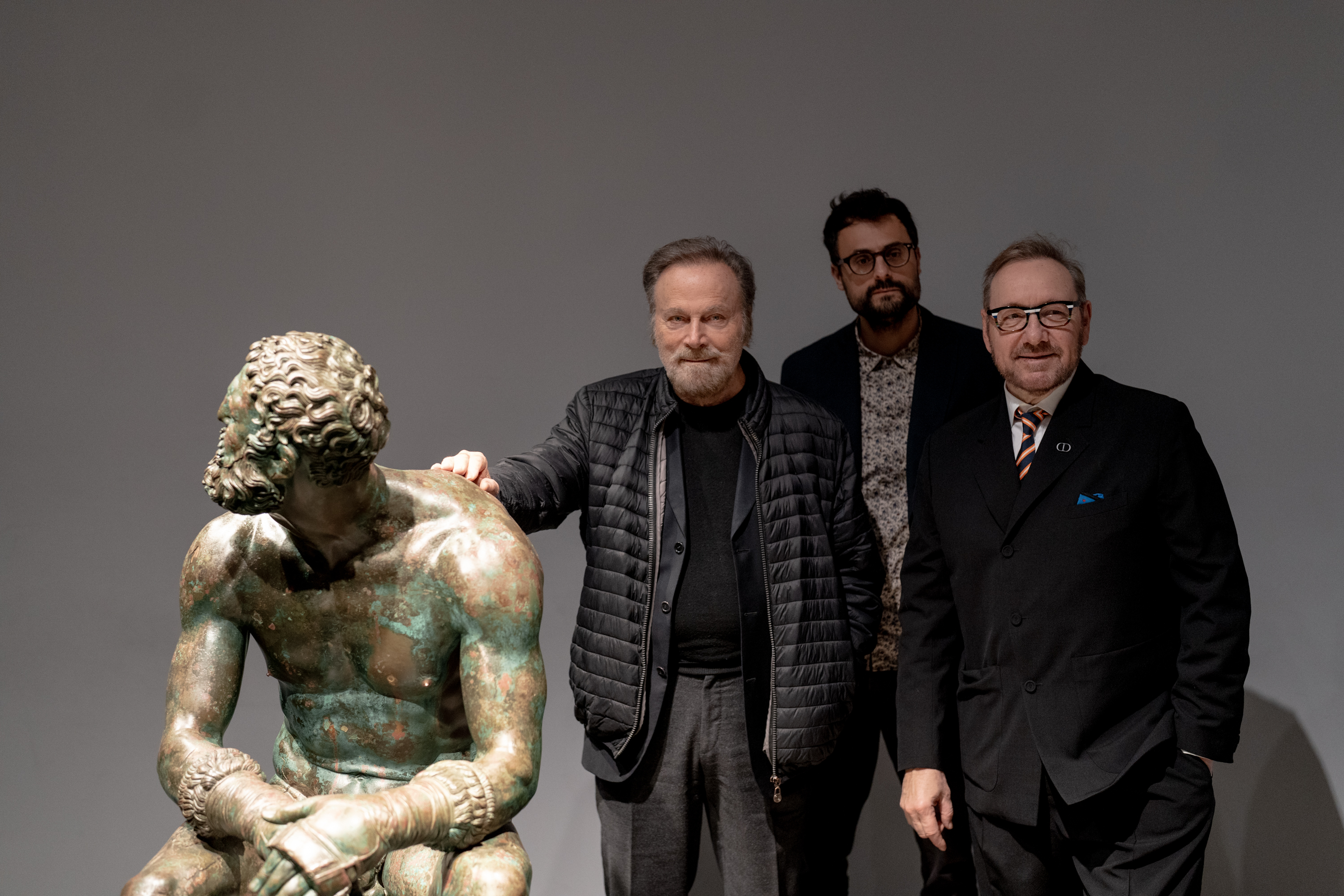 "Il Pugile a riposo” Le poesie di Gabriele Tinti lette da Franco Nero e Kevin Spacey alla presenza di Franco Nero e Kevin Spacey